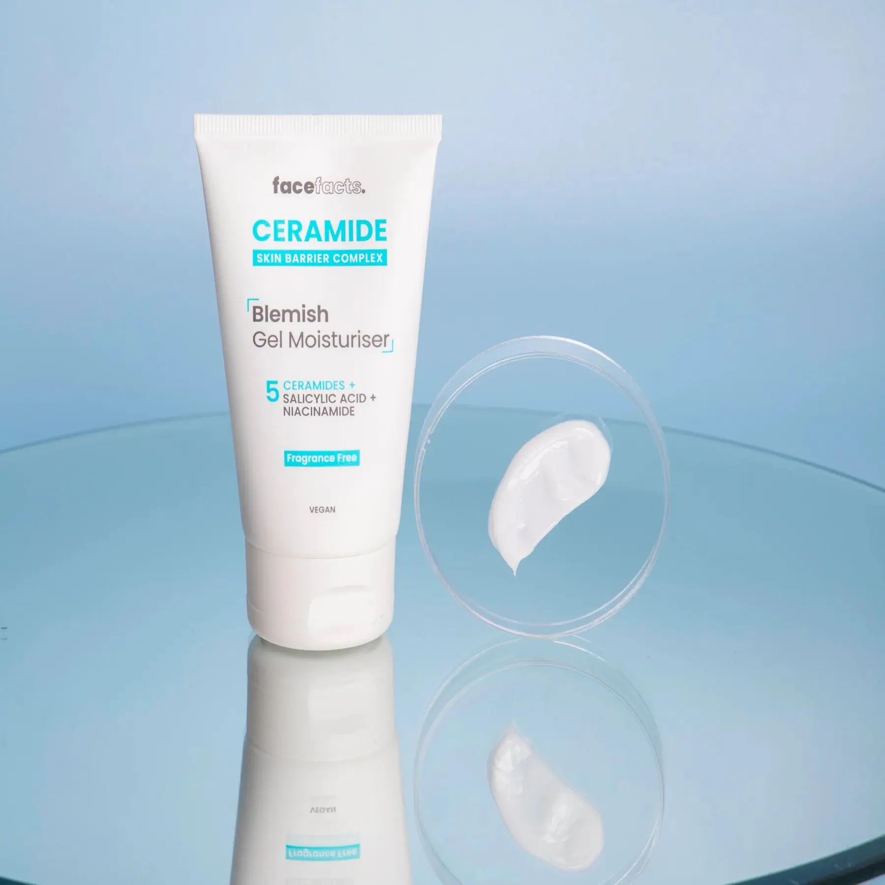 Ceramide Blemish Gel Moisturiser - Image 3