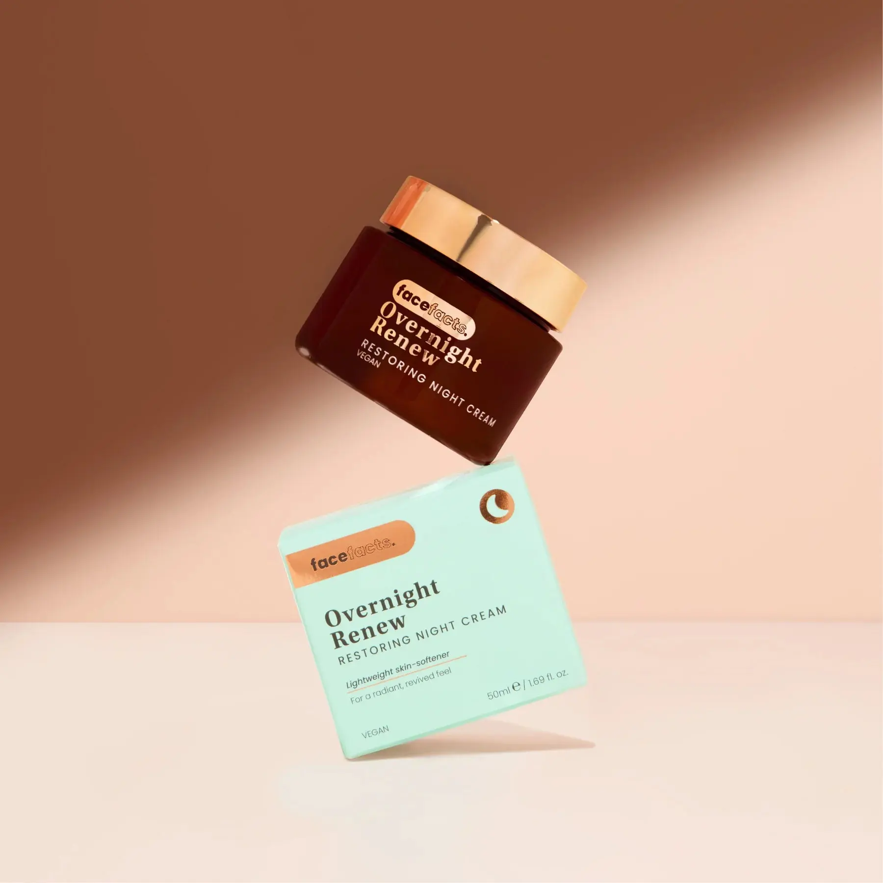 Overnight Renew Restoring Night Cream - Image 3