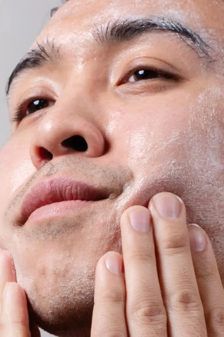 HydraCleanse Rebalancing Gel Cleanser - Image 3