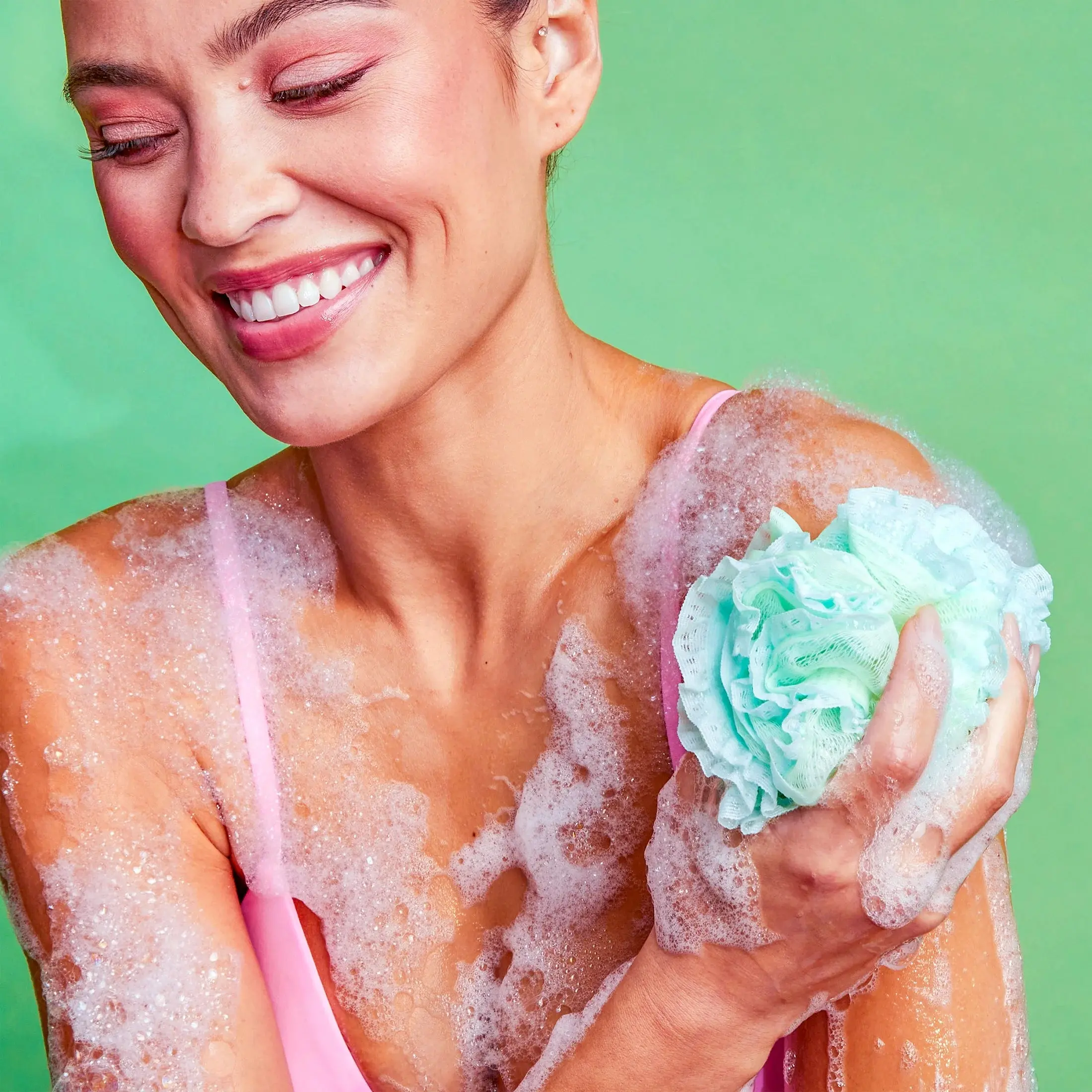Foaming Gel Body Wash Passionfruit - Image 2