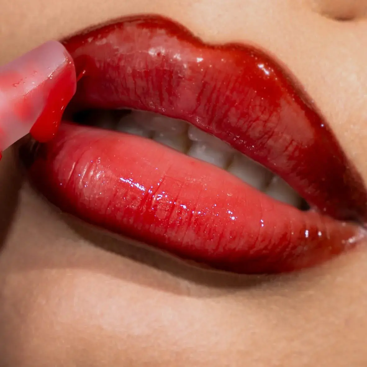 x SAW Lip Kit - Image 2
