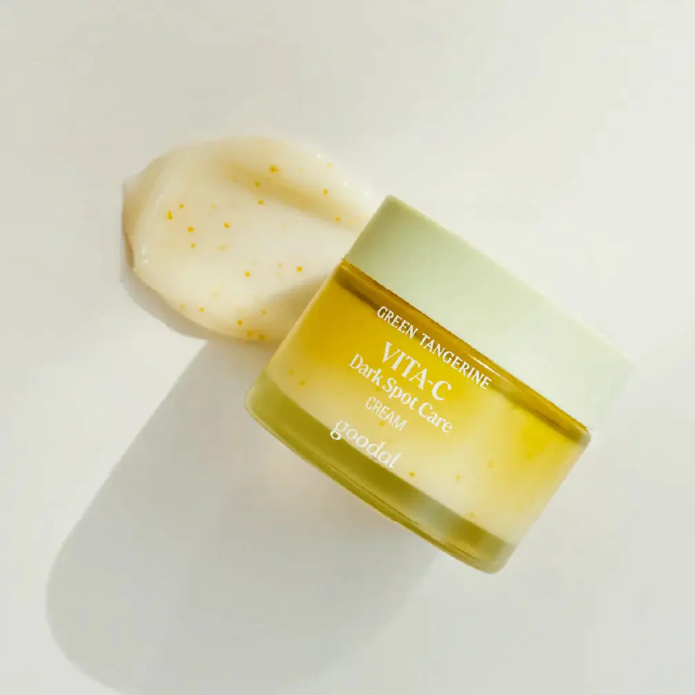 Green Tangerine Vita C Dark Spot Care Cream - Image 4
