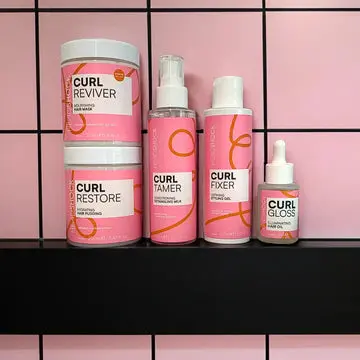 Curl Gloss Illuminating Hair Oil - Image 4