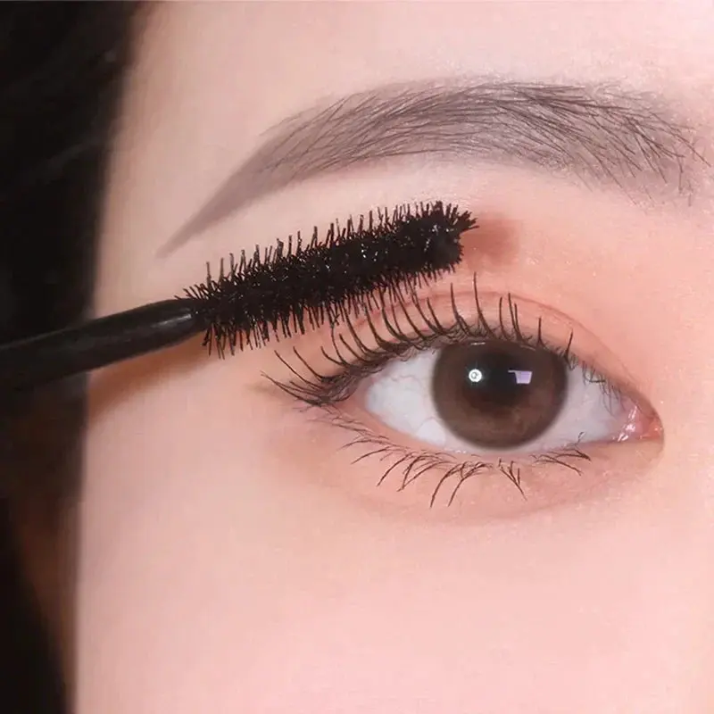 Dailism Smudge Stop Mascara Black Volume - Image 2