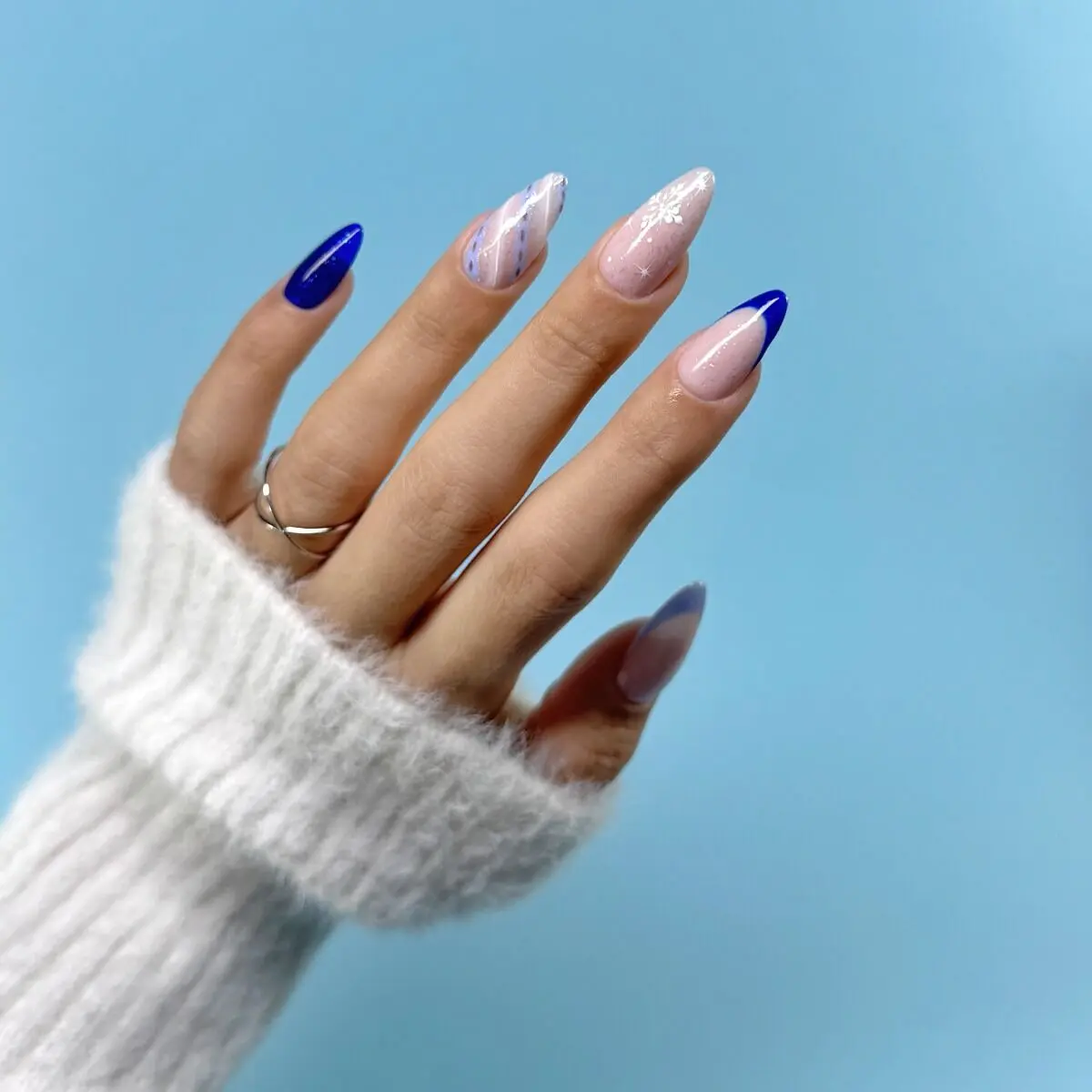 492 Frozen Midnight UV Gel Polish - Image 4