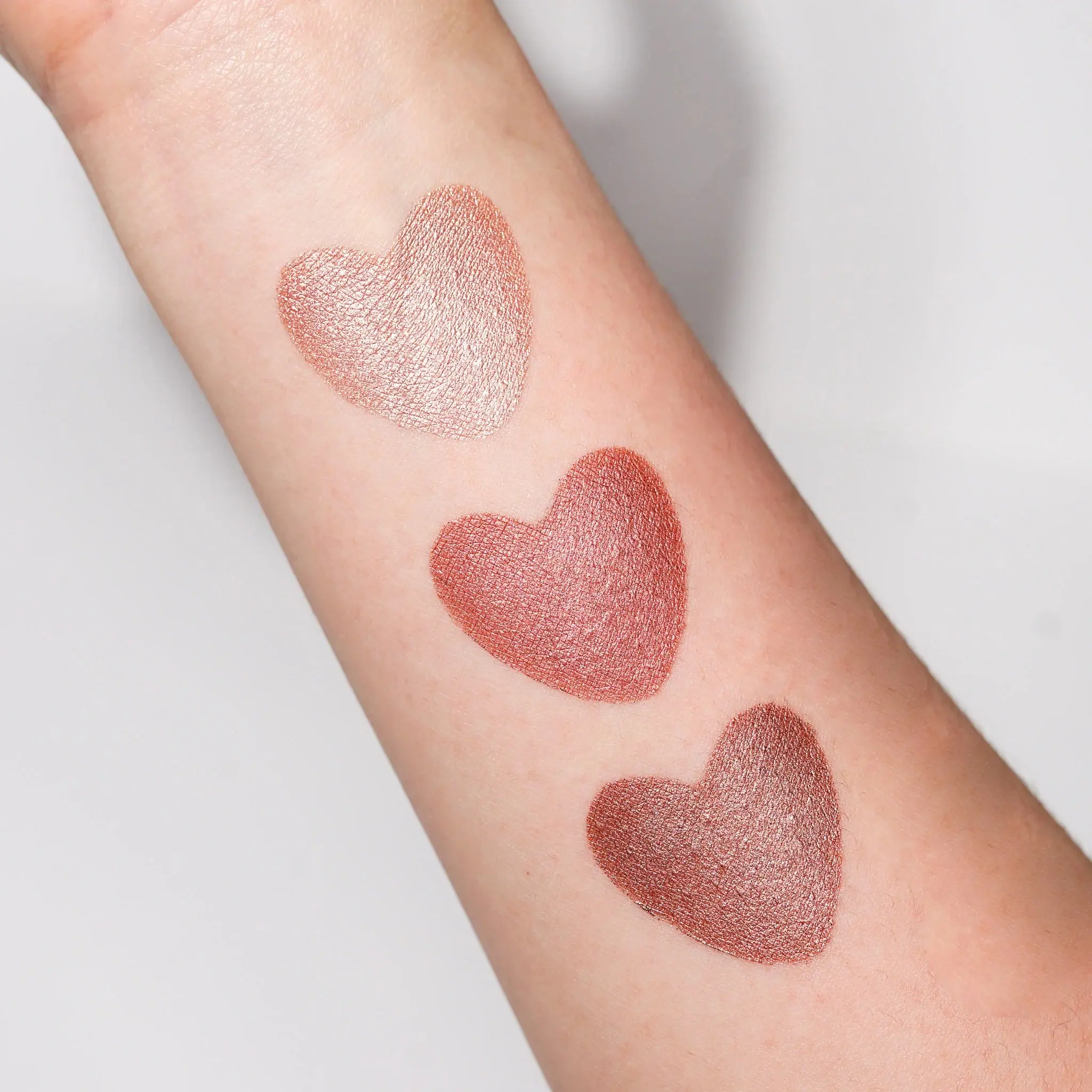 Dye for You Illuminating Powder Cocoa Amor - Image 2