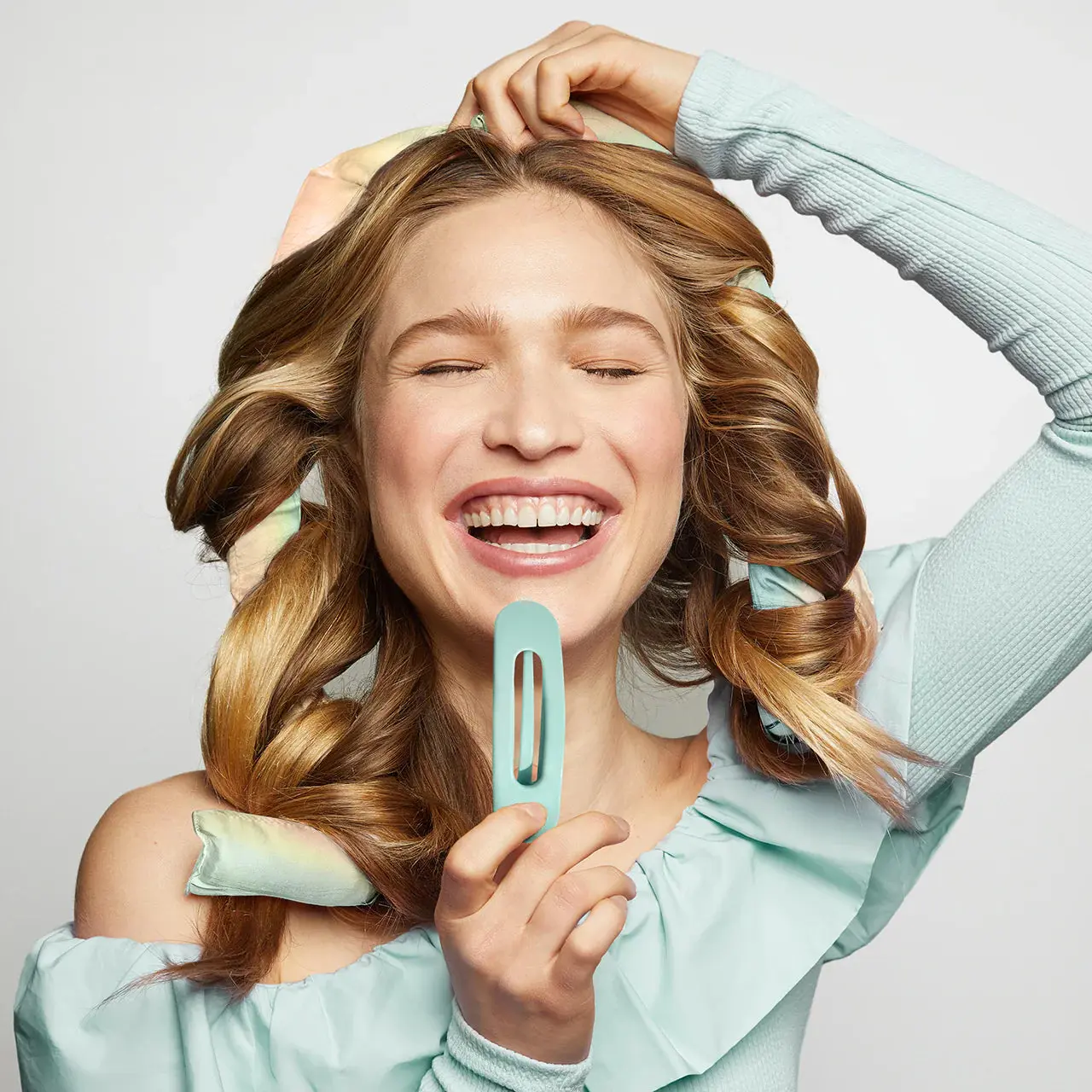 Hair Hero XL Satin Heatless Styling & Flat Lay Claw 4 Piece Set Aura - Image 2