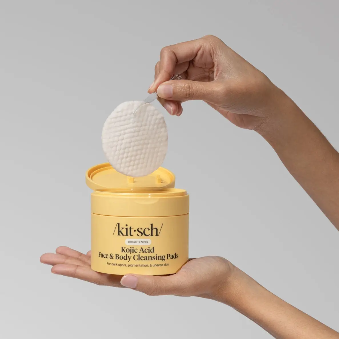 Kojic Acid Face & Body Cleansing Pads - Image 3