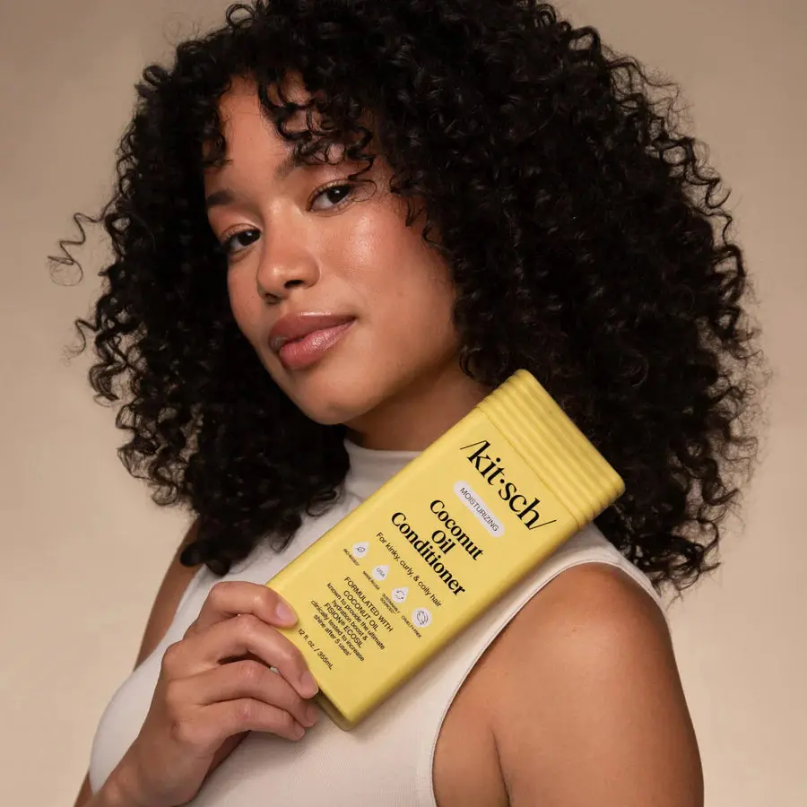 Moisturizing Coconut Oil Conditioner - Image 4