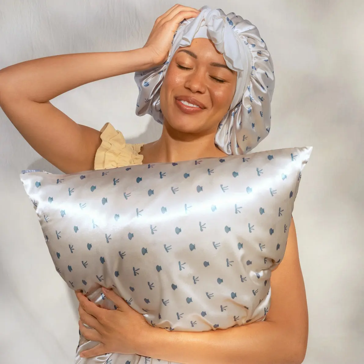 Oversized Satin Bonnet Pearlized Cream & Coastal Blue - Image 4