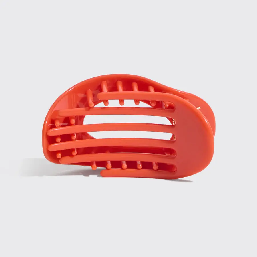 Recycled Plastic Flat Cloud Clip Cherry Medium - Image 3