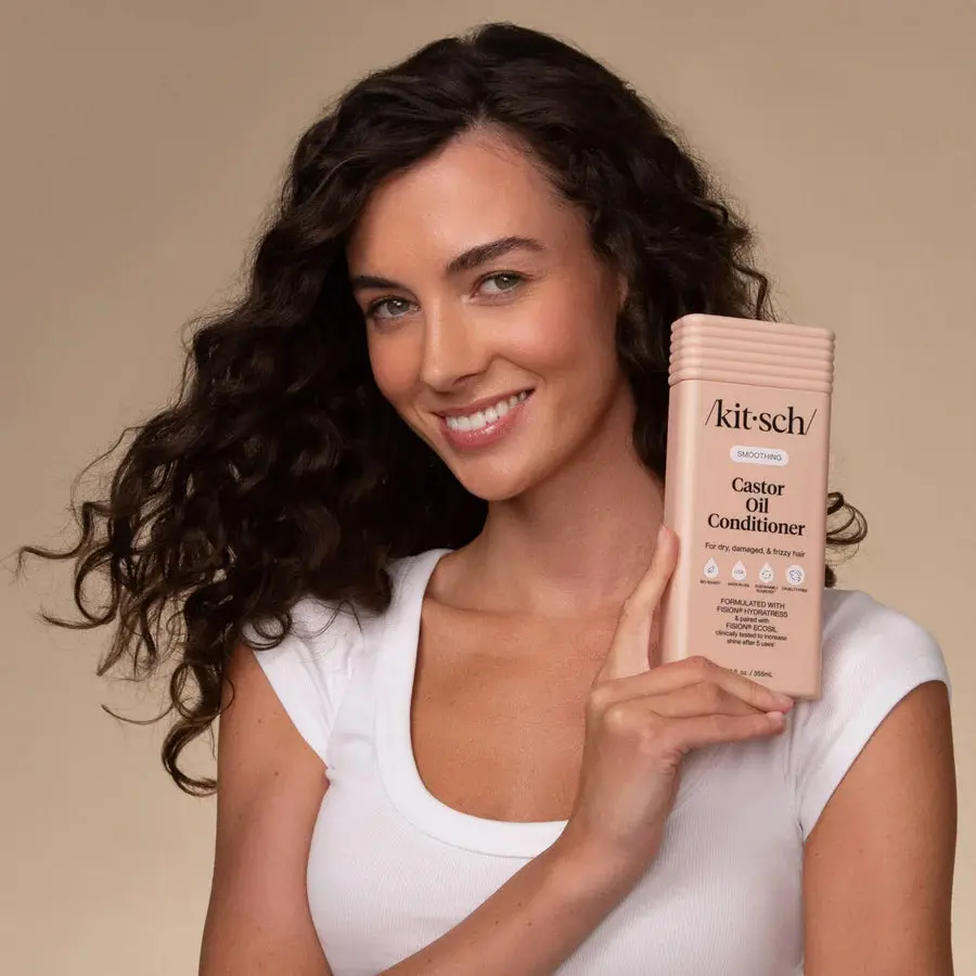 Smoothing Castor Oil Conditioner - Image 5