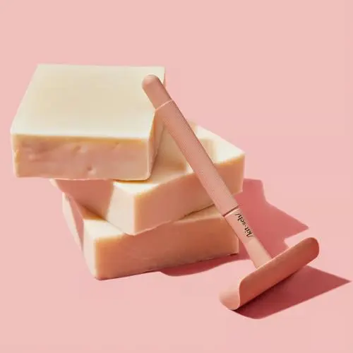 Solid Shave Butter White Tea & Shea Butter - Image 3