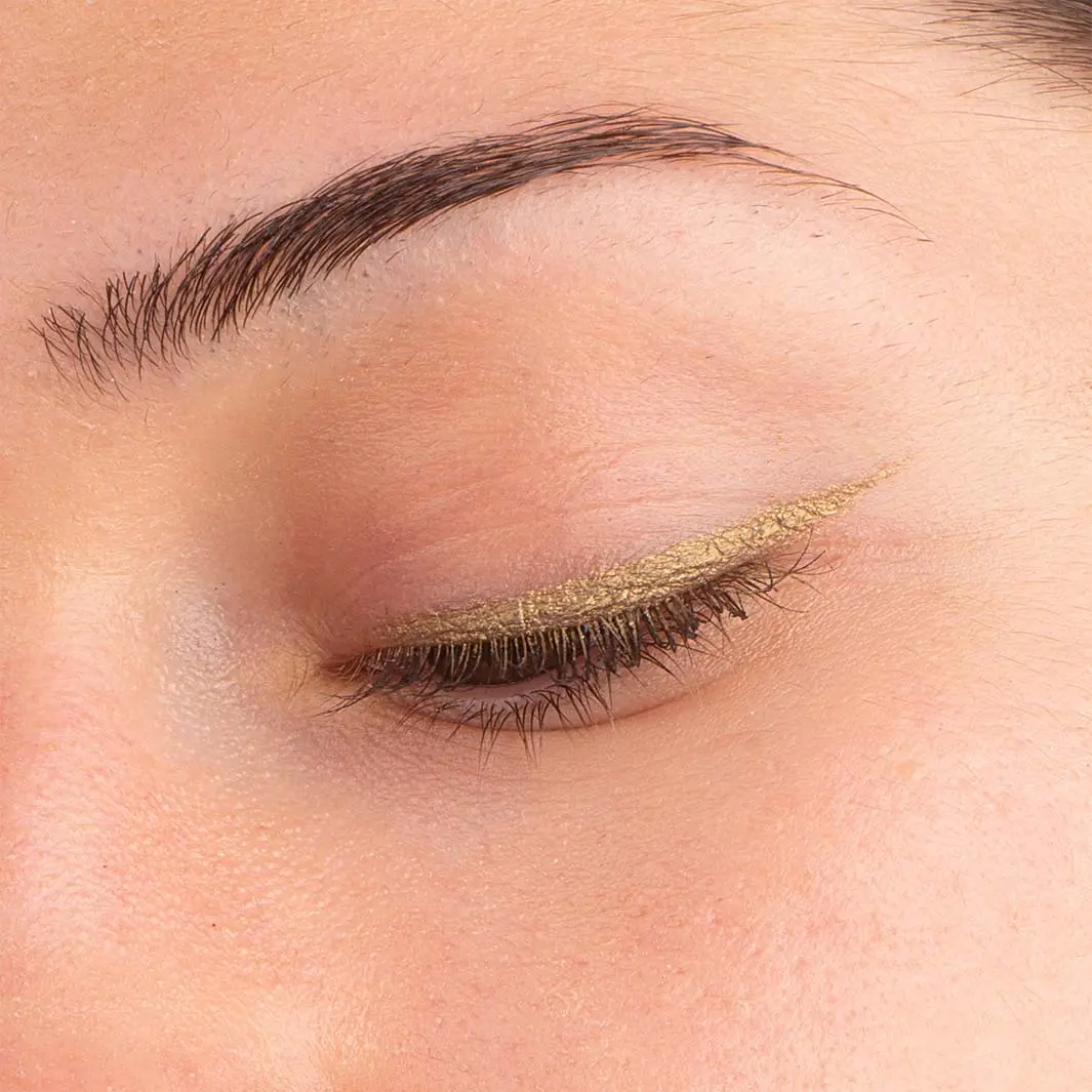 Liquid Eyeshadow & Highlighter Summer Pistachio - Image 2