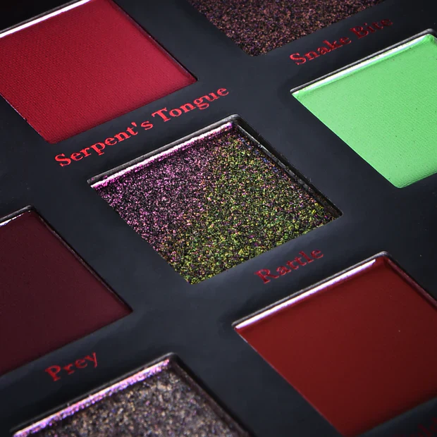 Magnetic™ Pressed Powder Palette Serpentine - Image 5