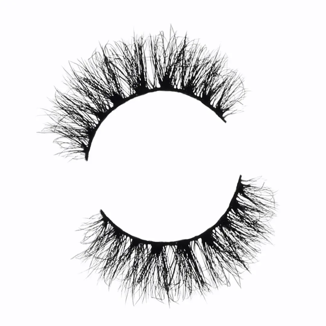 GRWM Strip Eyelashes - Image 2