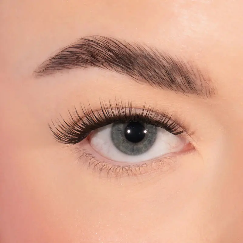 Subtle Density Pre Glued Lashes - Image 2