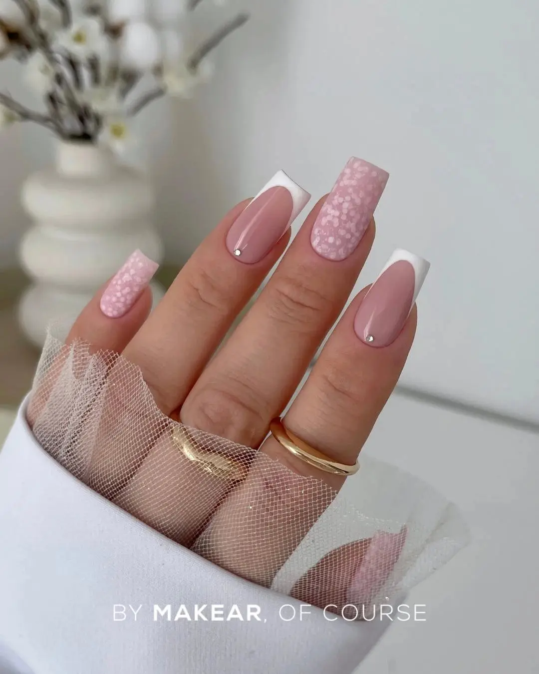 UV Gel Polish 618 Bride - Image 2