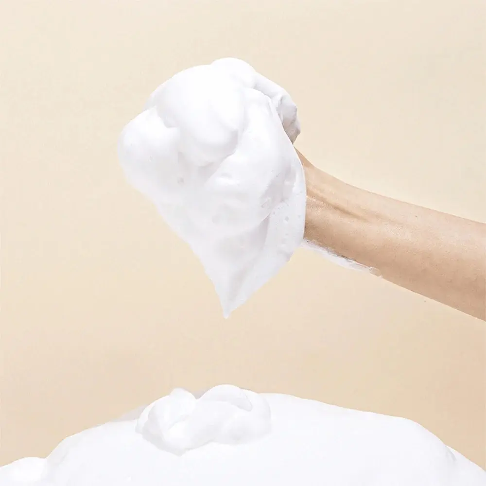 White Collagen Cleansing Foam - Image 4