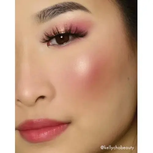 Cheek Kiss Cream Blush Merlot Moment - Image 3