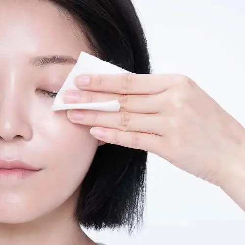 Centella Cleansing Water - Image 3