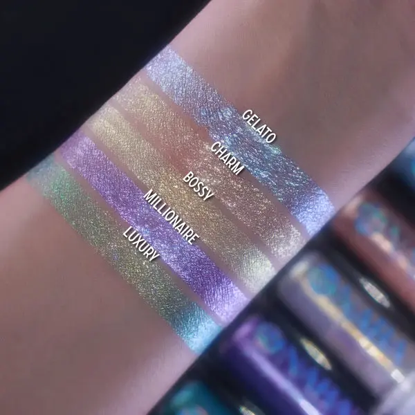Liquid Eyeshadow Charm - Image 2