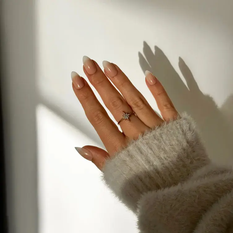 Soft Gel Press-On Nails Creamer - Image 3