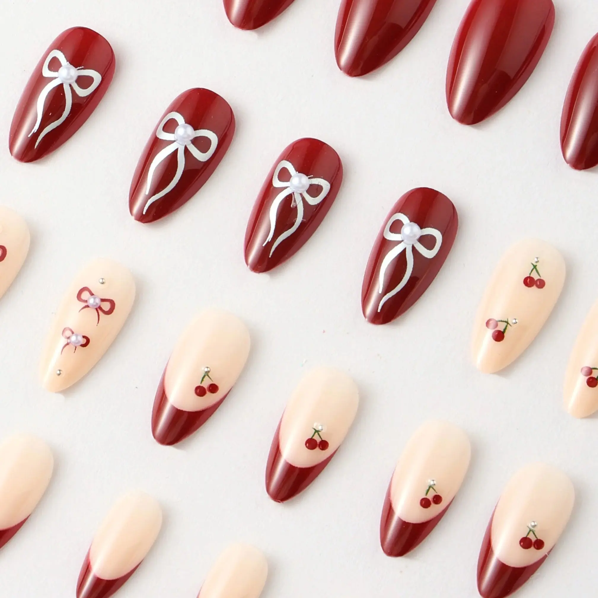 Press-On Nails Cherry Cola - Image 3