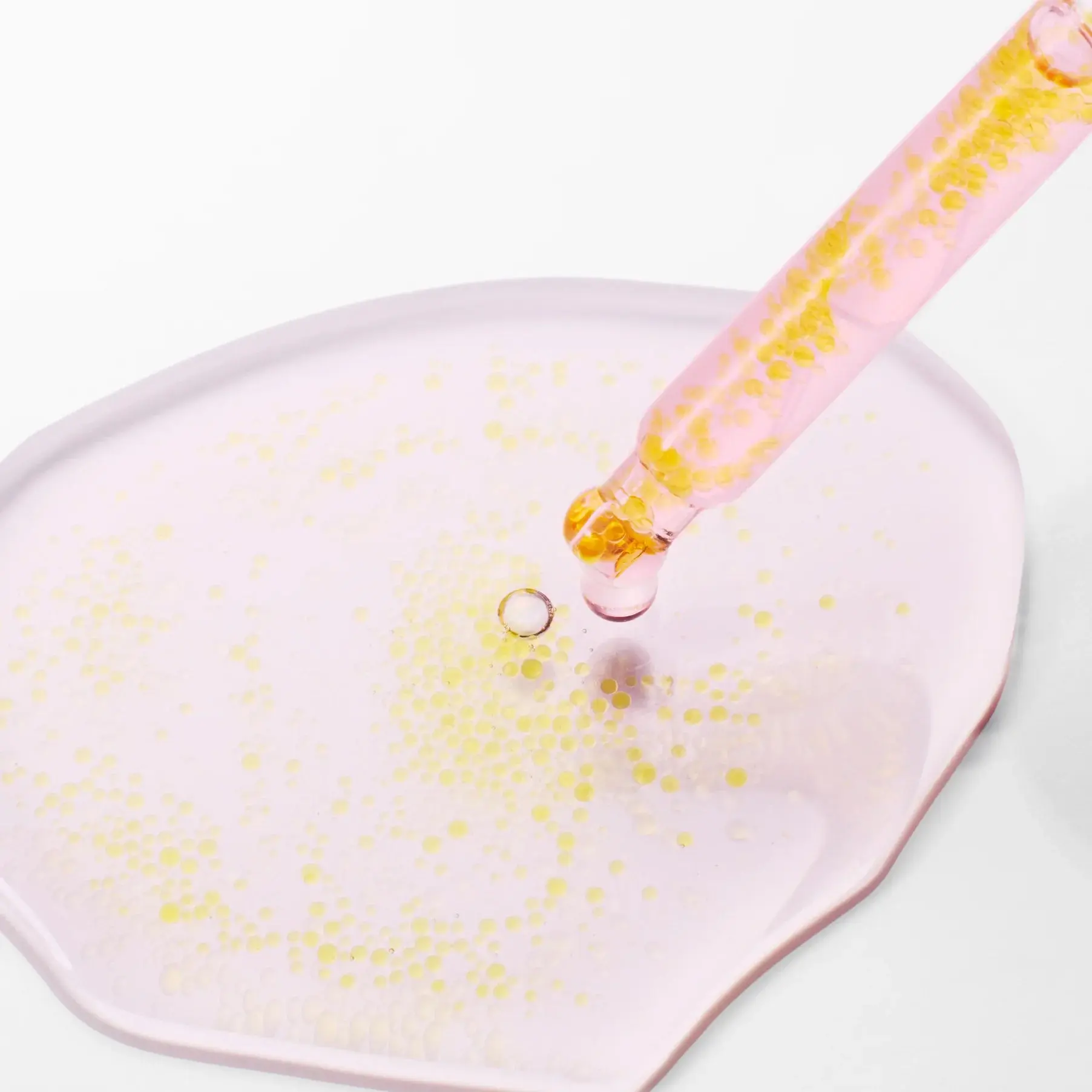 TXA 6 Niacinamide 10 Retinal Serum - Image 2