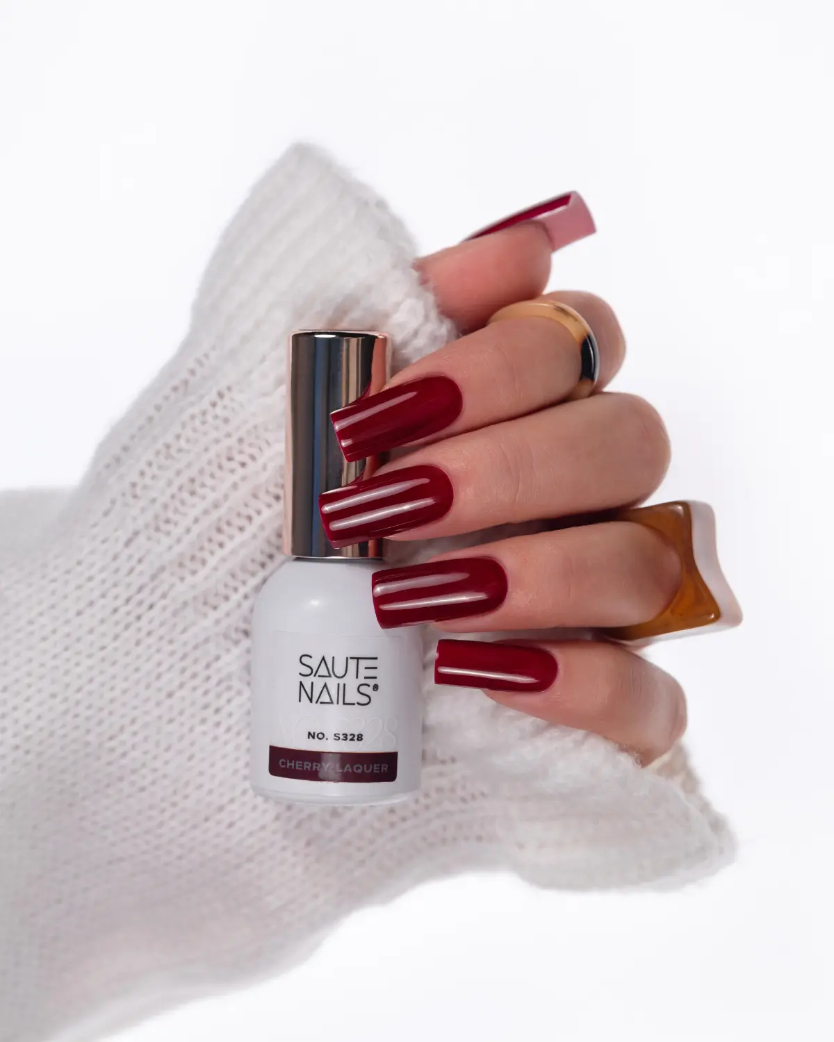 UV Gelpolish S328 Cherry Laquer - Image 3
