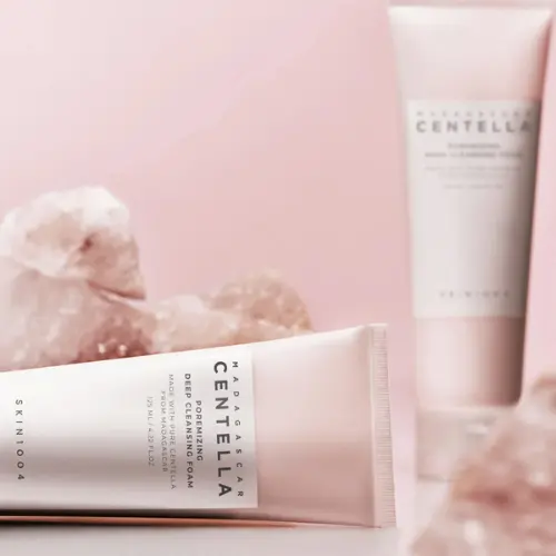Madagascar Centella Poremizing Deep Cleansing Foam - Image 3