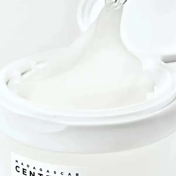 Madagascar Centella Tone Brightening Dark Spot Ampoule Pad - Image 7