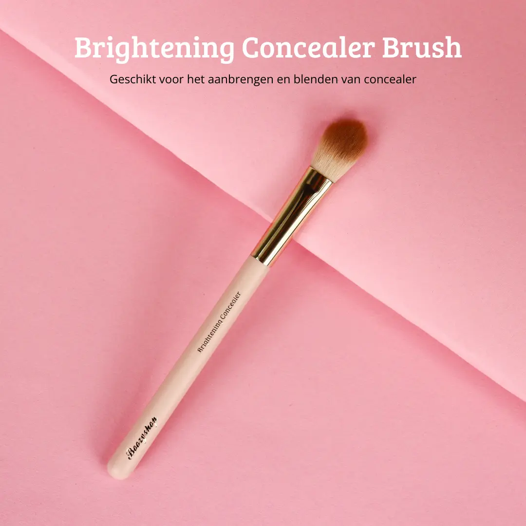 Soft Pink & Gold Brightening Concealer Brush - Image 2