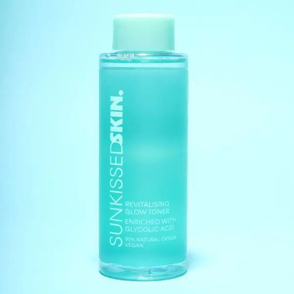 Revitalising Glow Toner - Image 3