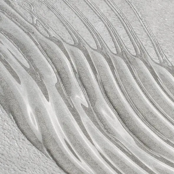 Purifying Gel Cleanser - Image 2