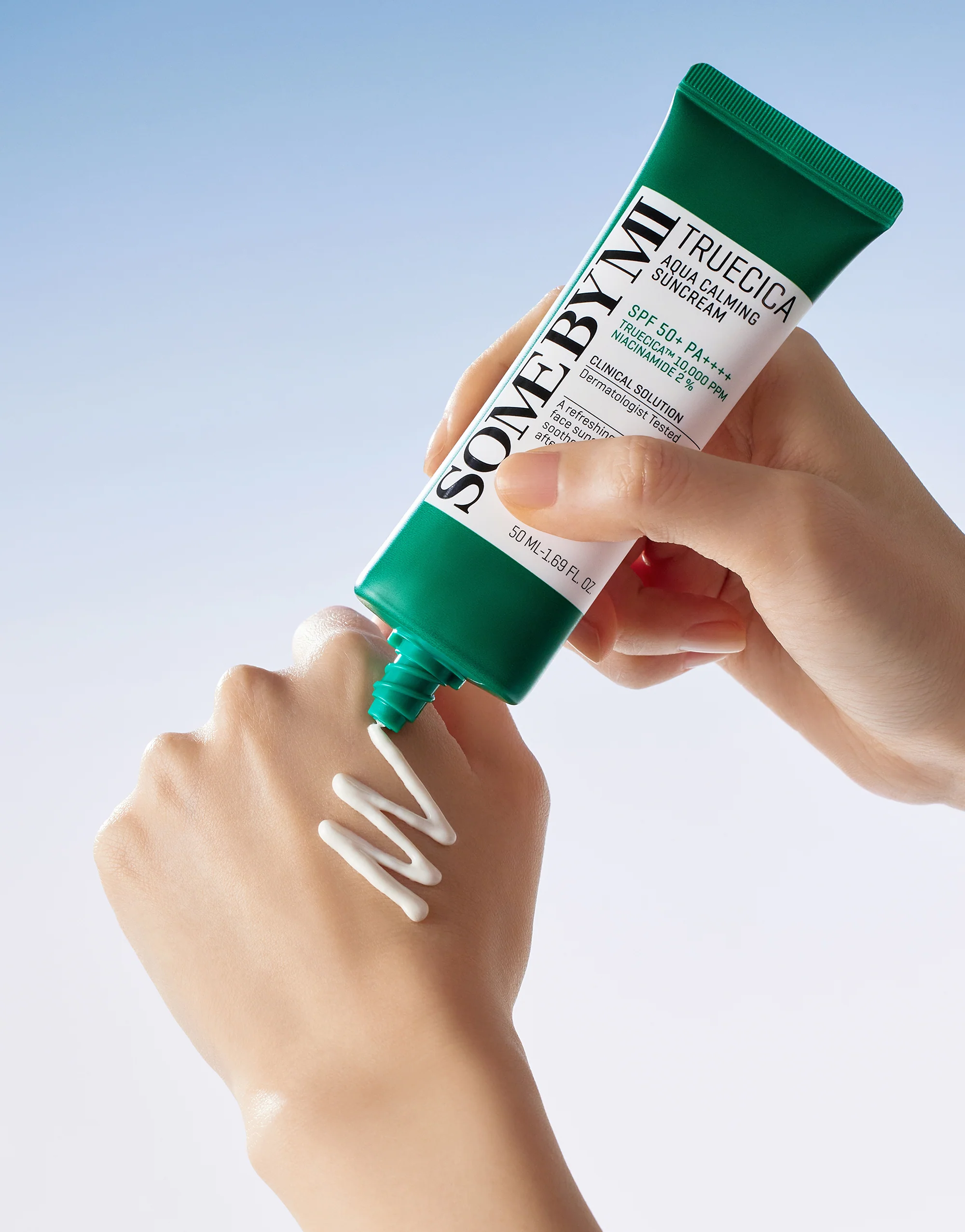 Truecica Aqua Calming Suncream SPF50+ - Image 2