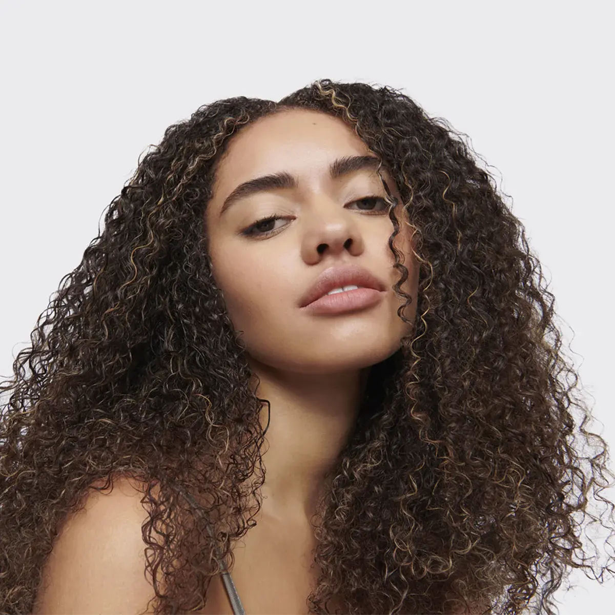 Frizz Fix Weatherproof Hairspray - Image 4