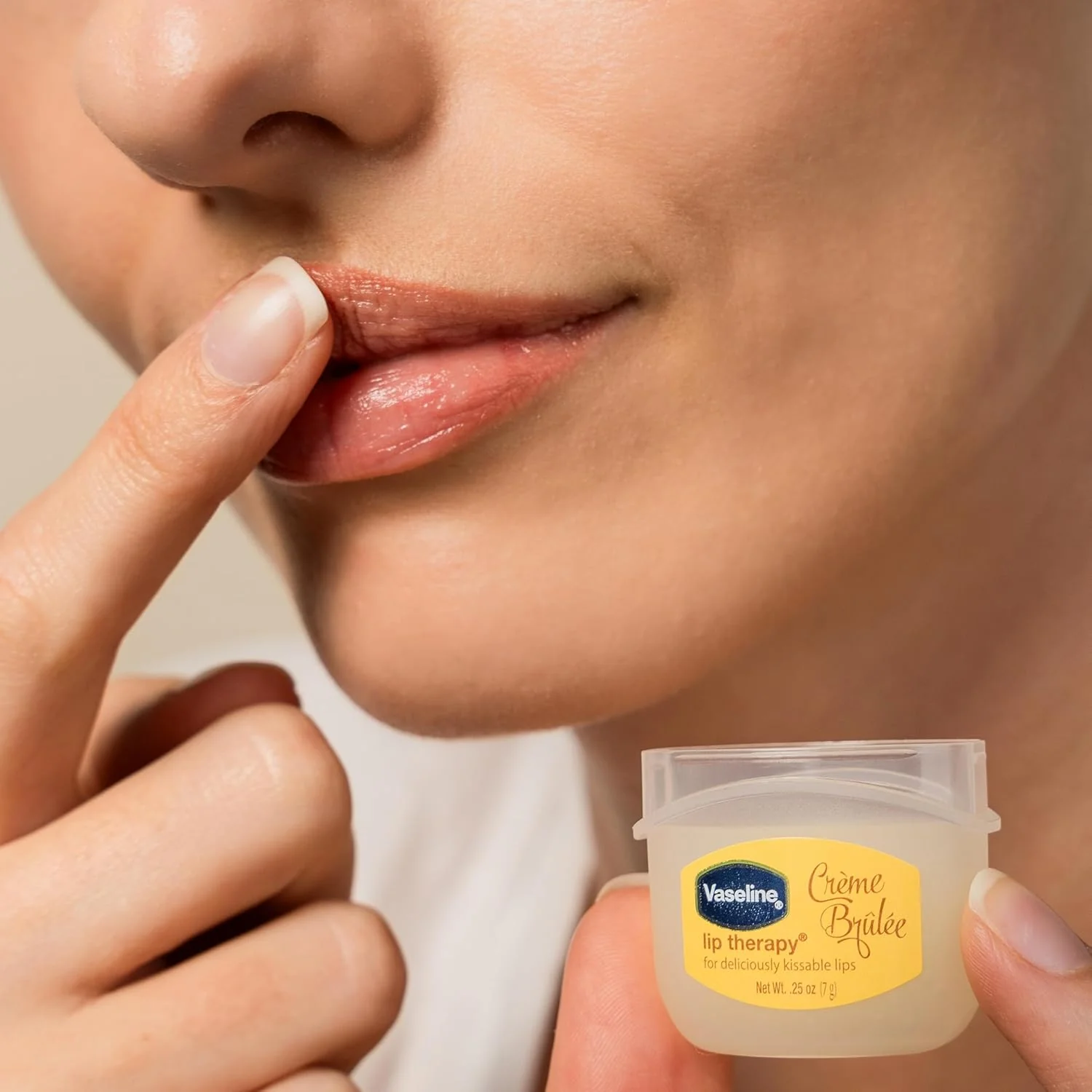 Lip Therapy Mini Creme Brulee - Image 2