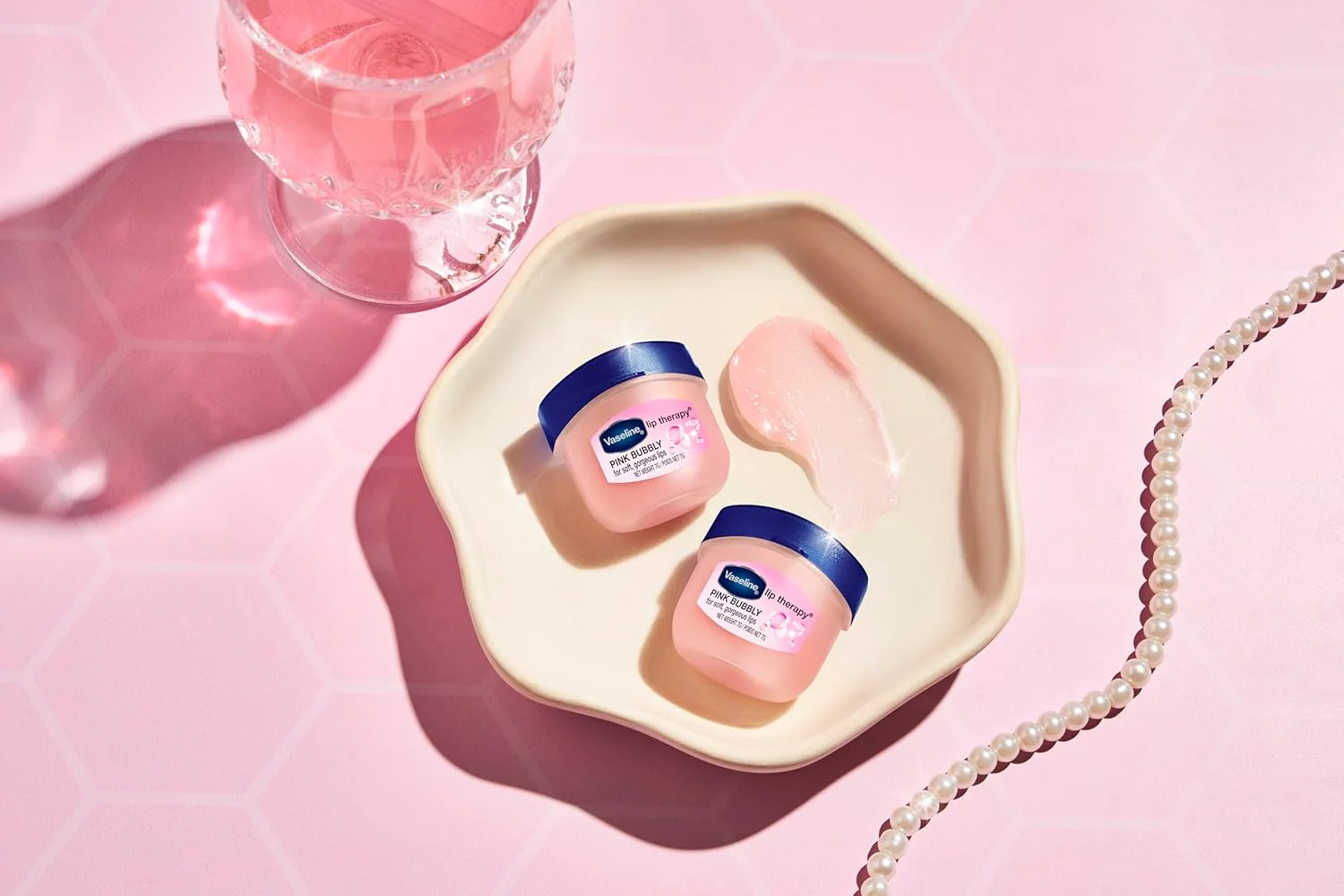 Lip Therapy Mini Pink Bubbly - Image 2