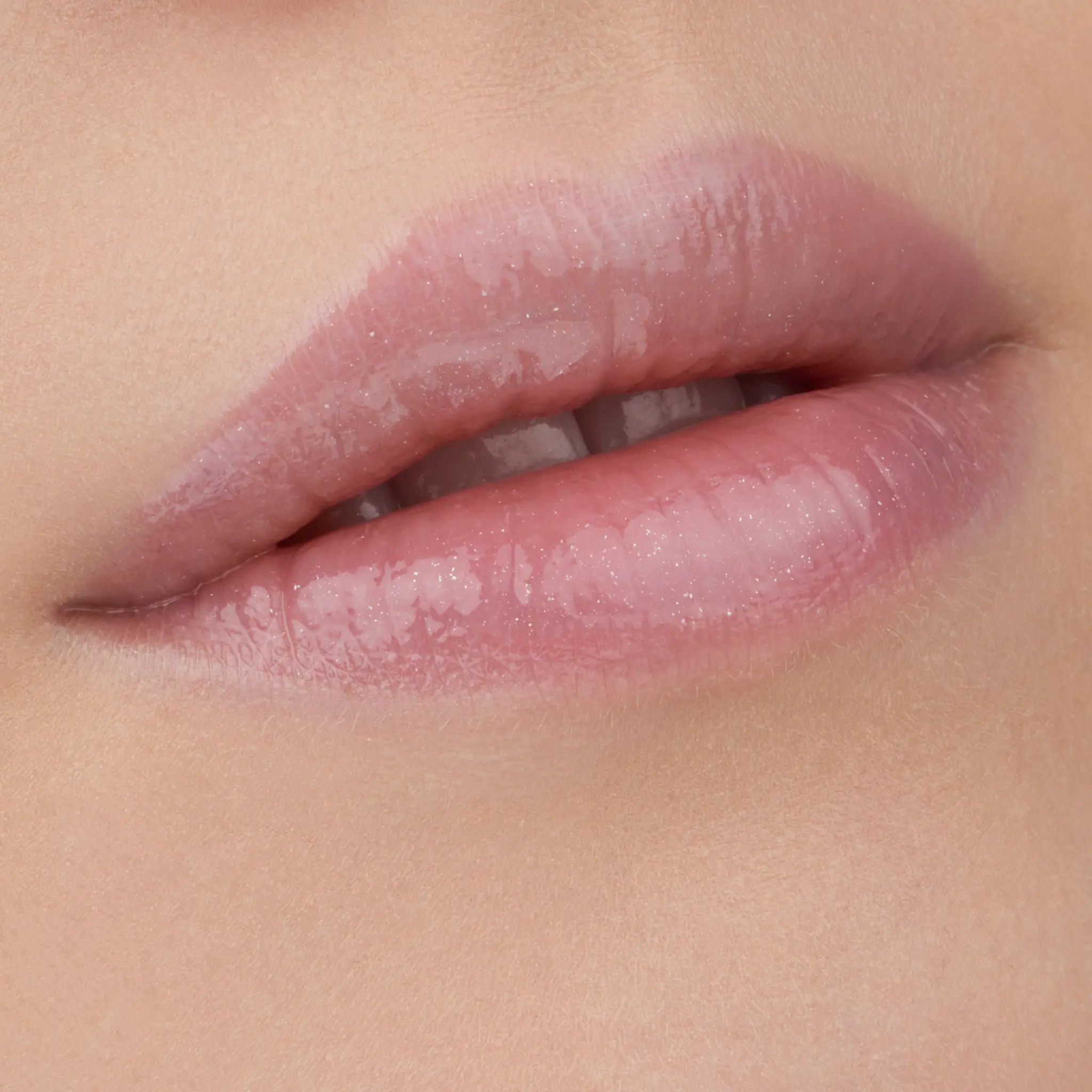 What The Fake! Extreme Plumping Lip Filler 02 Ice Ice Baby! - Image 5